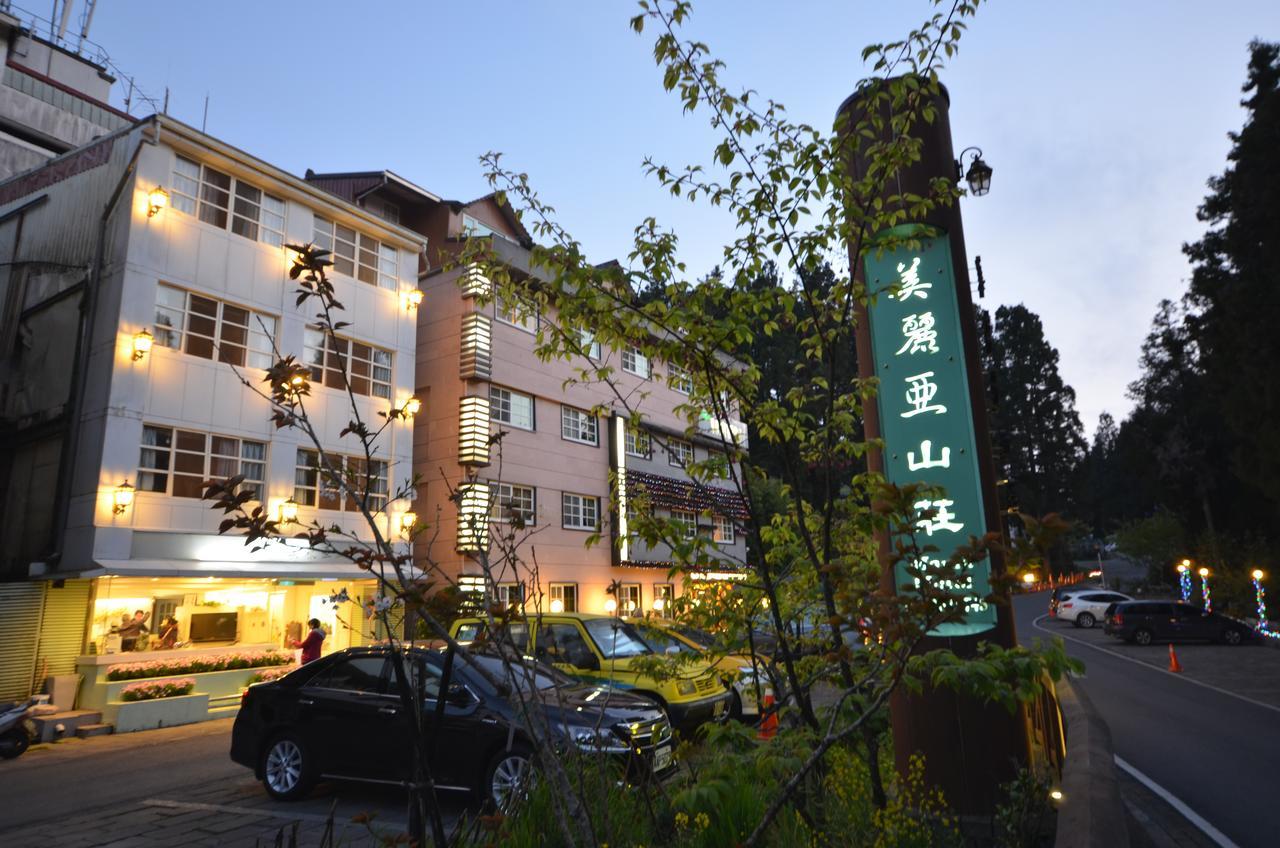 ז'ונגז'נג Maria Hotel מראה חיצוני תמונה